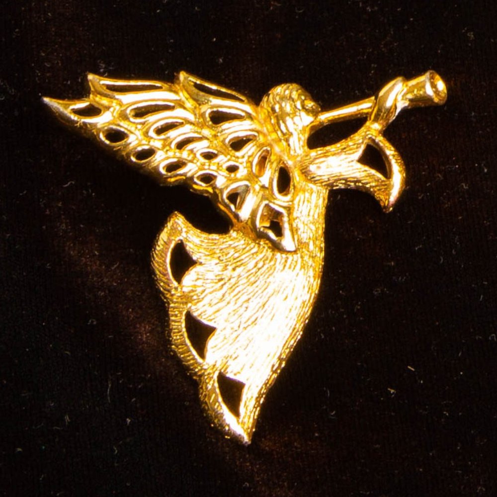 Angel Grabeil Blowing Horn Pin